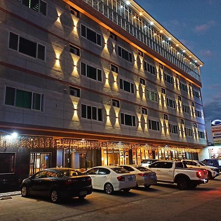 Emmaus Condotel Анхелес Экстерьер фото
