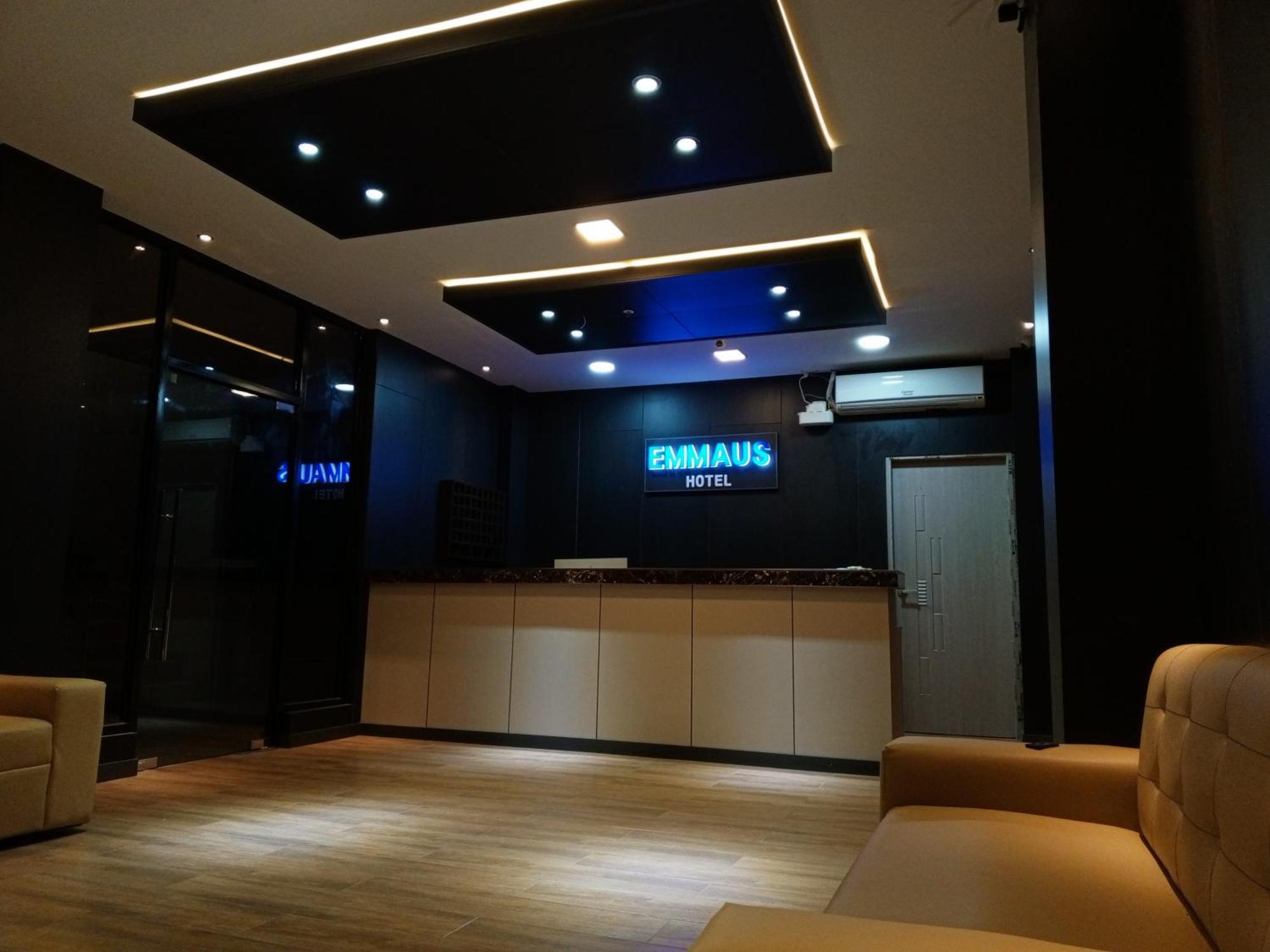Emmaus Condotel Анхелес Экстерьер фото