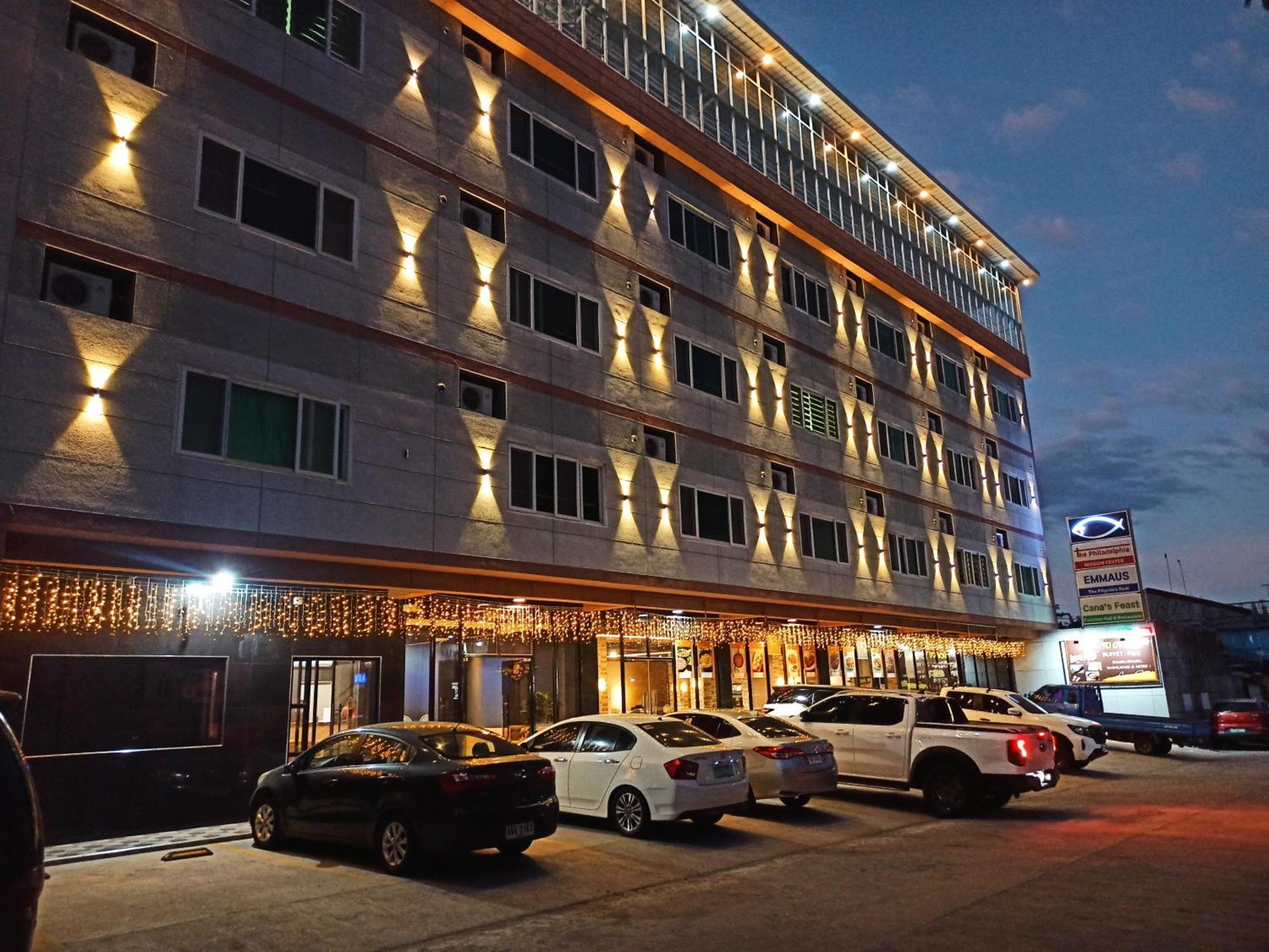 Emmaus Condotel Анхелес Экстерьер фото